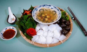 Top 6 món đặc sản mùa hè Hà Nội nhất định phải thử 5 bun oc nguoi ha noi com moc lam