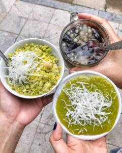 Xôi chè phố cổ Hà Nội