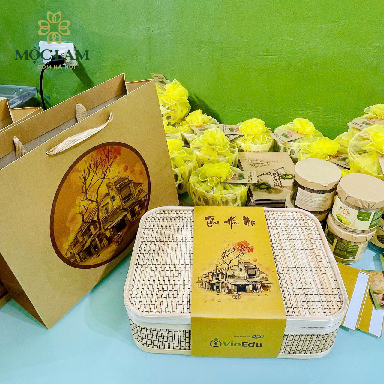Giỏ Quà Thu Hà Nội - Mộc Lam 5 Giỏ Quà Thu Hà Nội - Mộc Lam