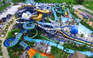 Gợi ý 10 địa điểm vui chơi Hà Nội chill dịp lễ 30/4 - 1/5 9 cong vien nuoc ho tay 4