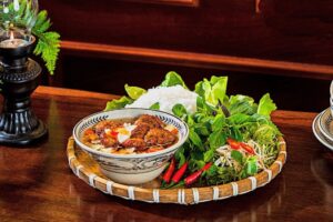  Du Lịch Hà Nội Mùa Hè Ăn Gì Ngon - Bún chả Hà Nội