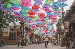 Làng Lụa Vạn Phúc – Làng Nghề Truyền Thống Hà Nội Hơn 1.000 Năm 9 Con đường ô rực rỡ sắc màu