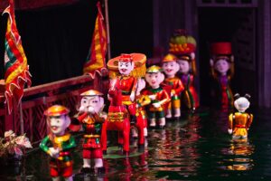 Làng Đào Thục – Làng Nghề Múa Rối Nước Độc Đáo Truyền Thống Hà Nội 4 Thưởng thức những màn trình diễn múa rối đặc sắc