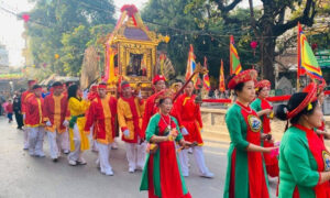 Làng Lụa Vạn Phúc – Làng Nghề Truyền Thống Hà Nội Hơn 1.000 Năm 12 lễ hội làng lụa vạn phúc